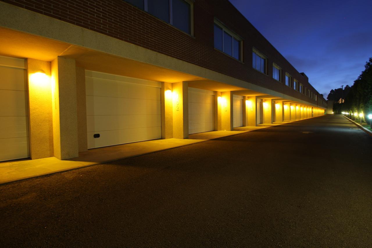 Silk Motel Pedroso Zewnętrze zdjęcie